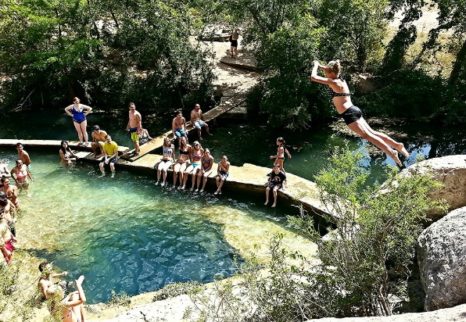 https://www.yelp.com/biz/jacobs-welly-natural-area-wimberley?Oosq=SWIMMING藏孔